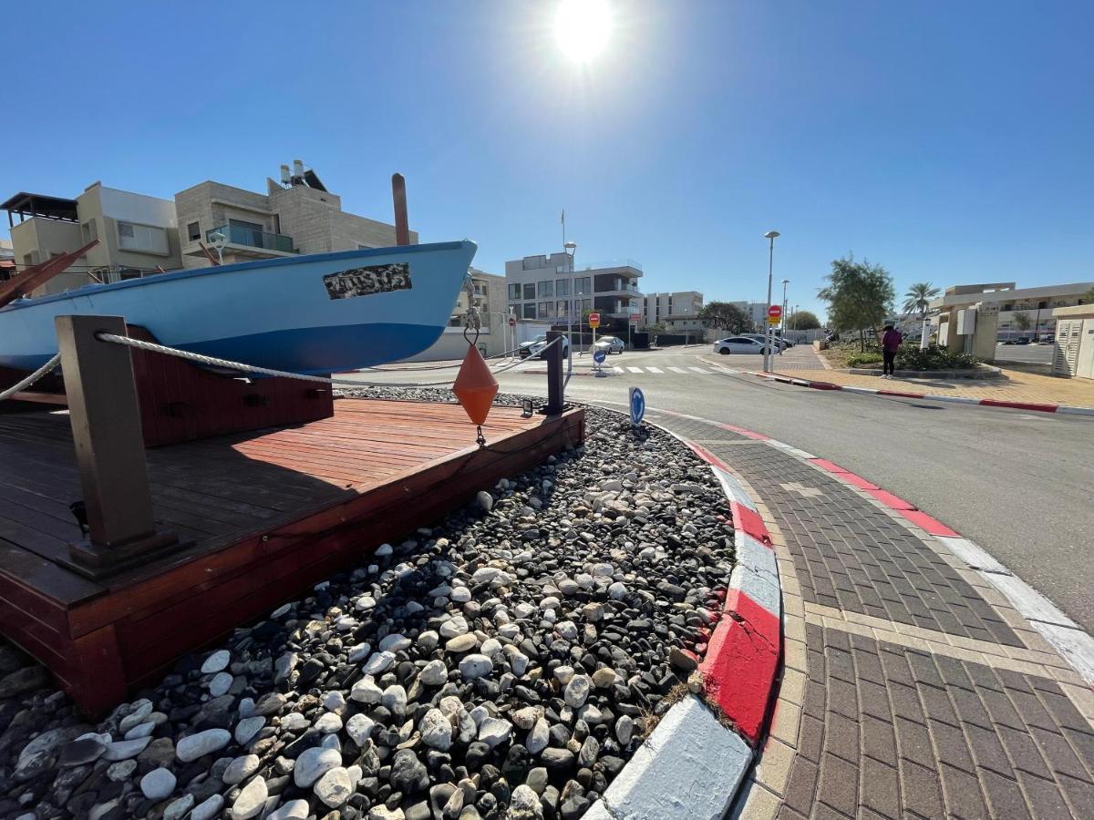 Breezot Yam Hotel Nahariya Luaran gambar