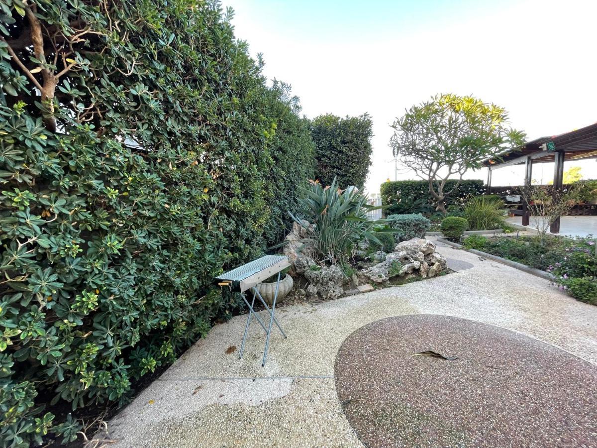Breezot Yam Hotel Nahariya Luaran gambar