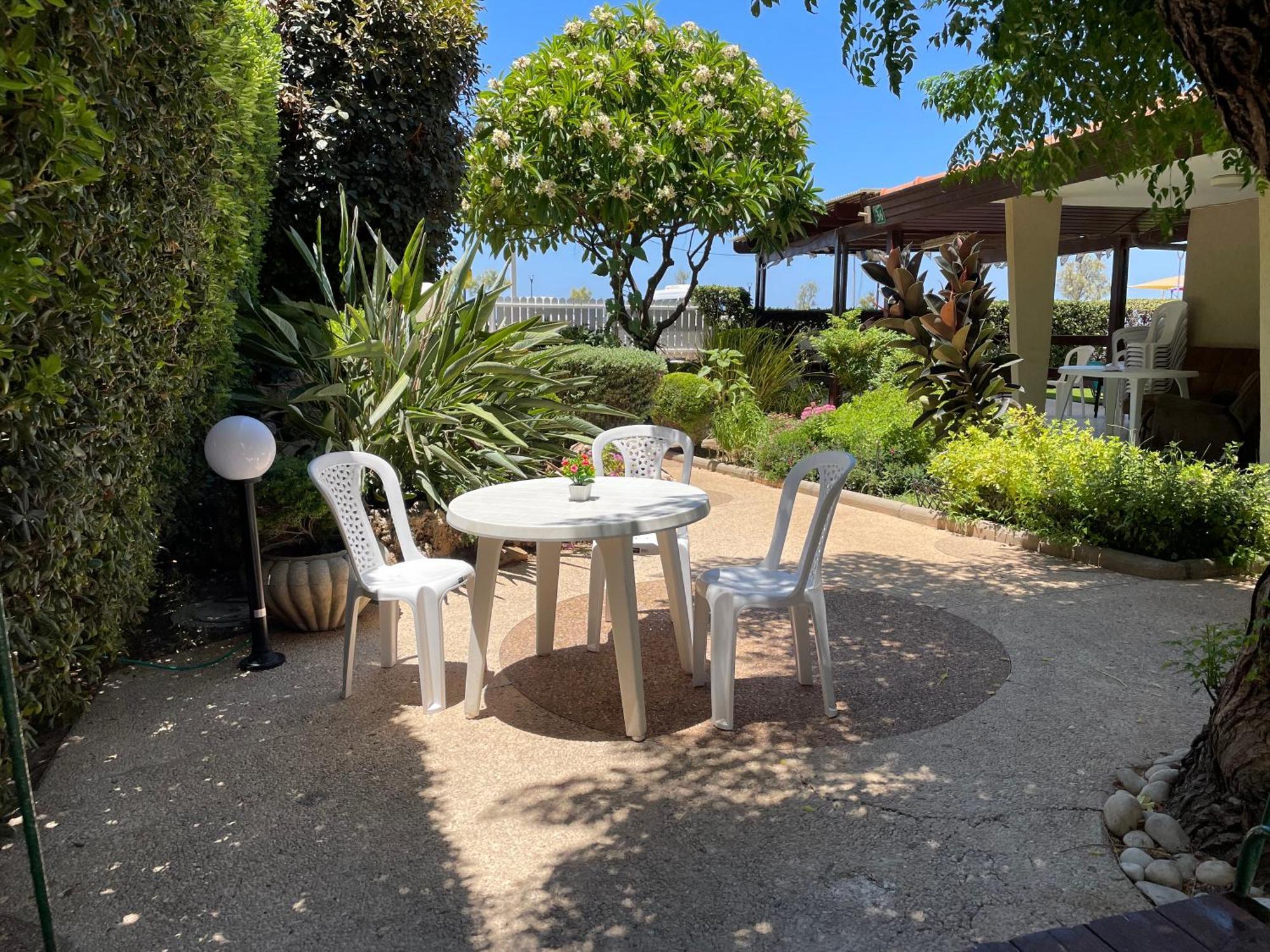 Breezot Yam Hotel Nahariya Luaran gambar